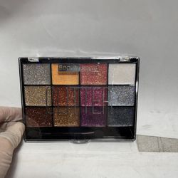 BEAUTY TREATS Sparkle Glitter Palette