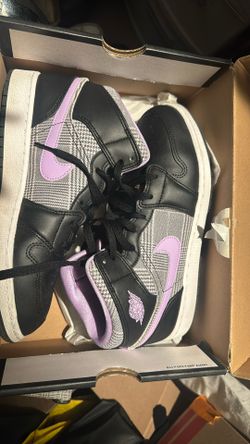 Jordan’s Women Shoes 