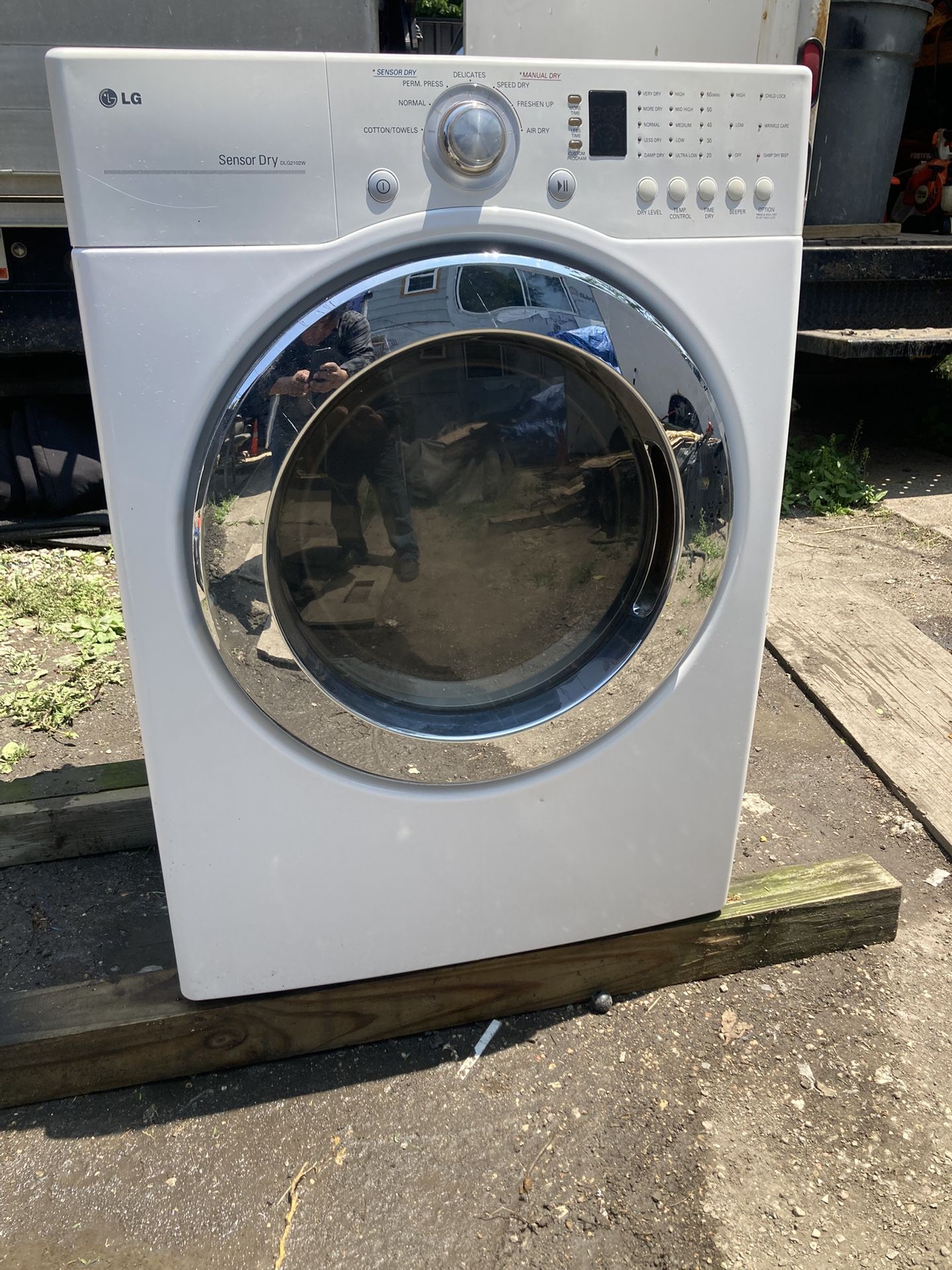 Dry LG