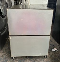 New Kitchenaid 24” undercounter ice mekerpanel ready