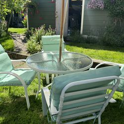 Patio Table Chairs And Cushions