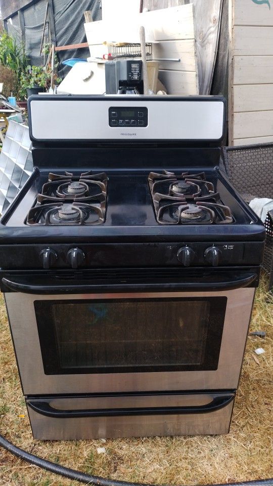 30" STOVE BLACK