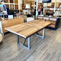 Beautiful Dining Table With Leaf - New!