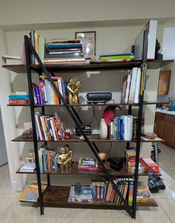 'N' 5 Tier Bookshelf
