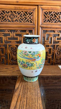 Antique Japanese Vase