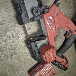 18 Volts Milwaukee Fuel Band Saw For Sale Works Strong Battery And Charger Include 