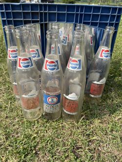 22 Vintage Pepsi Cola Virginia Old Dominion Bottles & Blue Pepsi Crate