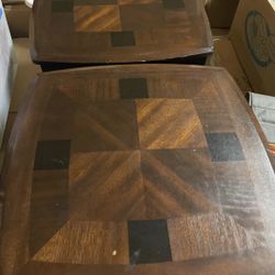 Two End And Coffee table 