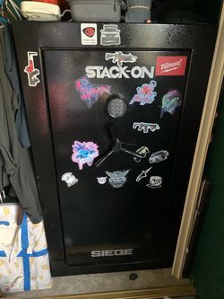 Stack on gun safe