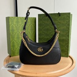 New hobo single-shoulder sling bag with crescent shape under the arm