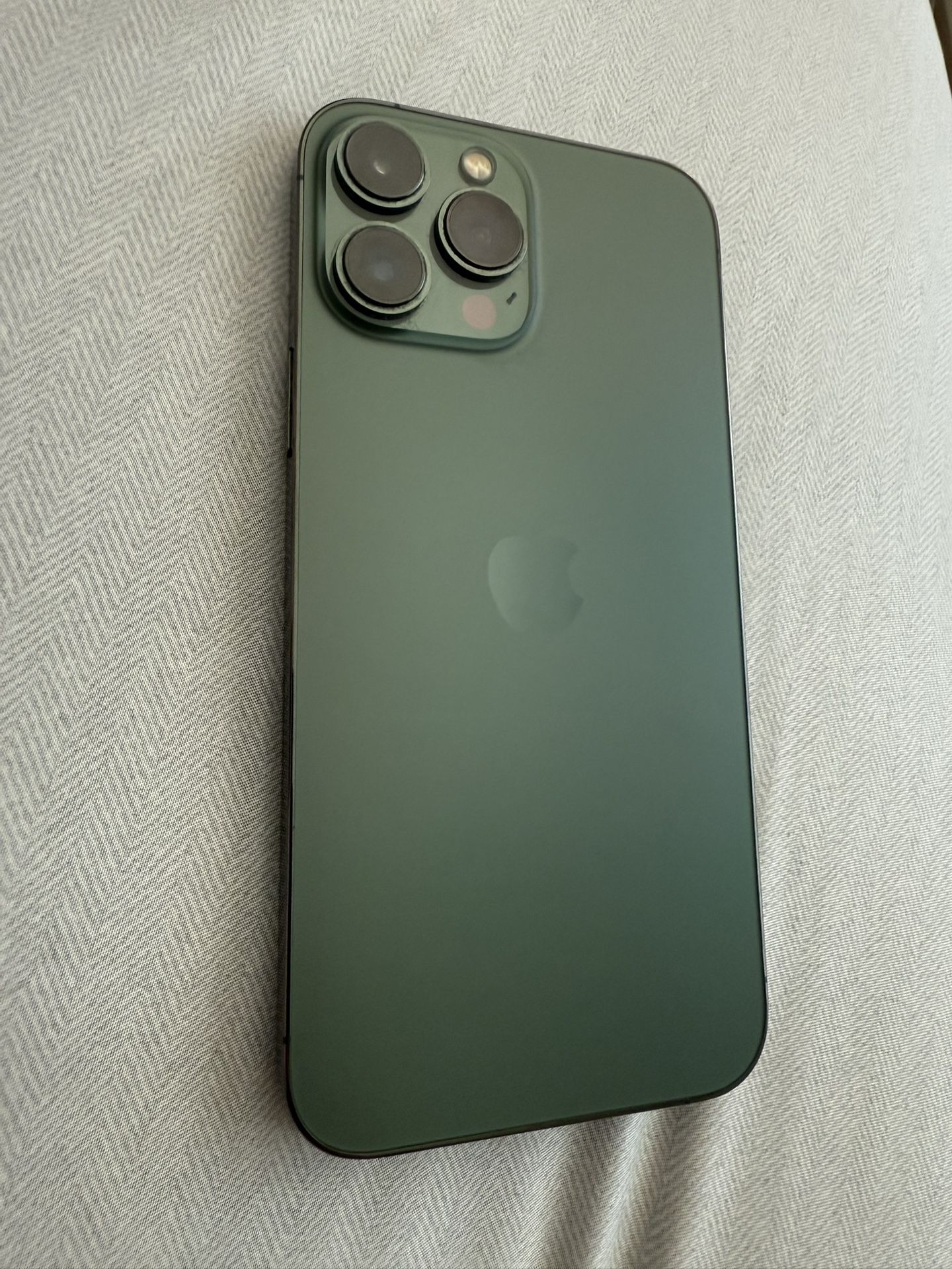 iPhone 13 Pro Max (Green) Near New