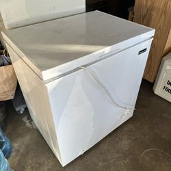 Magic Chef Freezer