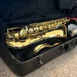 ANTHEM SAXOPHONE WITH CASE