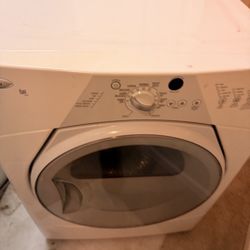 Whirlpool Washer And Dryer Set 335$