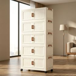 Rolling Lidded Storage Containers with Wheels