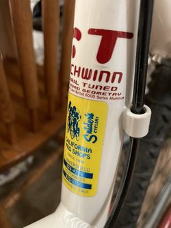 Schwinn Sporterra NX8 Ladies Bike for Sale in Bakersfield, CA