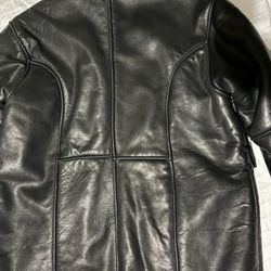 Pre-owned Women leather jacket size Xl regular  Pick up ⬆️ in Powder Springs Ga  30127  Asking price is $150.00