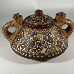 Peru - Vintage Chinchero Cusco - Hand painted pottery with lid