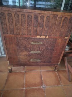 Chest Cabinet with Drawers free