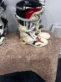 Alpinestars tech 10  motocross boots