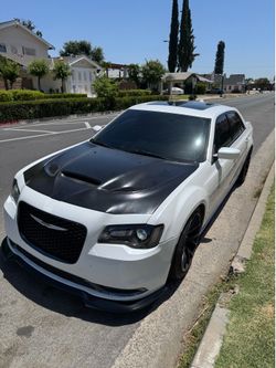 Chrysler 300 hemi 5.7