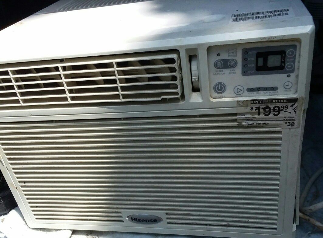 12000 BTU window air conditioner, ccl4 KC it works great