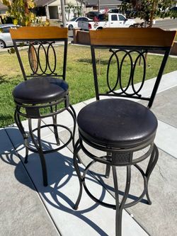Set of 2 Bar Stools with Backs