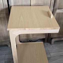 NEW Wooden C-Shaped End Table,Couch Table with Adjustable Desktop,Small Rolling Side Table