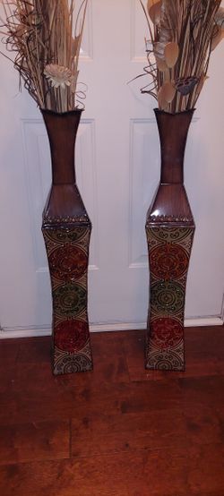 PAIR OF 3'-4' VASES