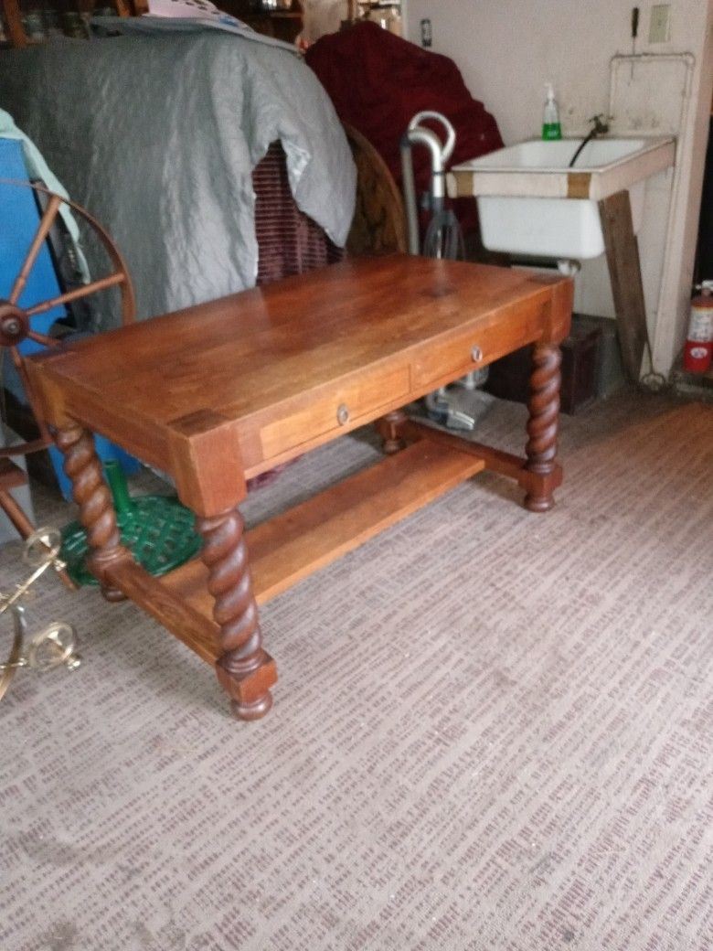 Antique Desk 1910 Peck Hils Furniture Co Barley Twist Legs Solid Oak Very Nice