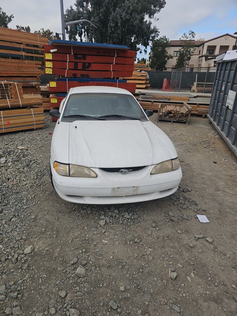 1994 Ford Mustang