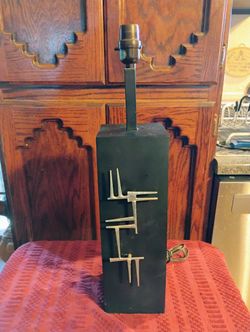 Metal Contemporary Lamp