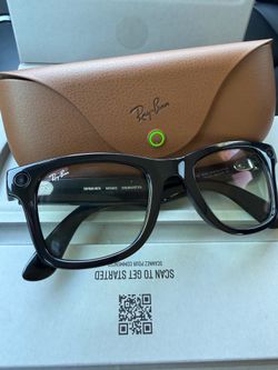 Like new first gen rayban wayfarer meta glasses