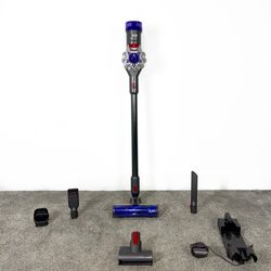 Dyson V8 Animal Handheld Stick Cordless Vacuum Cleaner w/ attachments