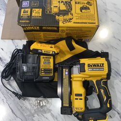 Dewalt 20v 23GA pin nailer kit