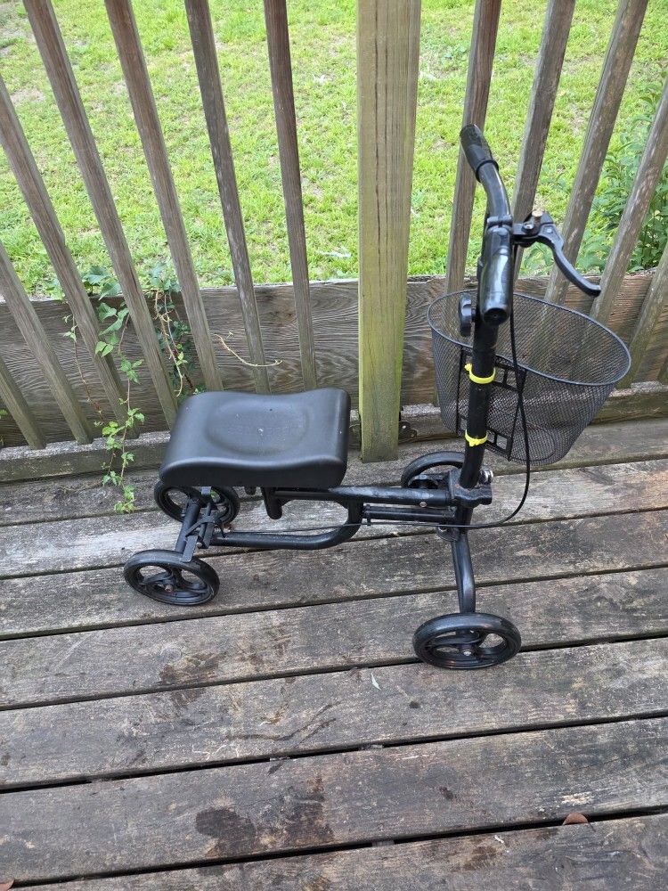 Knee Scooter
