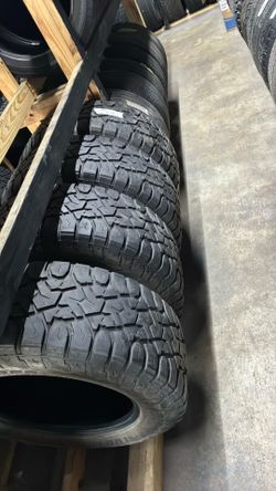 35x12.50R20 TBB R/T Used Set 350$ Mounted and Balanced Located at 1305 Preston Ave Pasadena Tx 77503