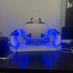 Mint Condition Meta Quest 3 With Charging Stand 