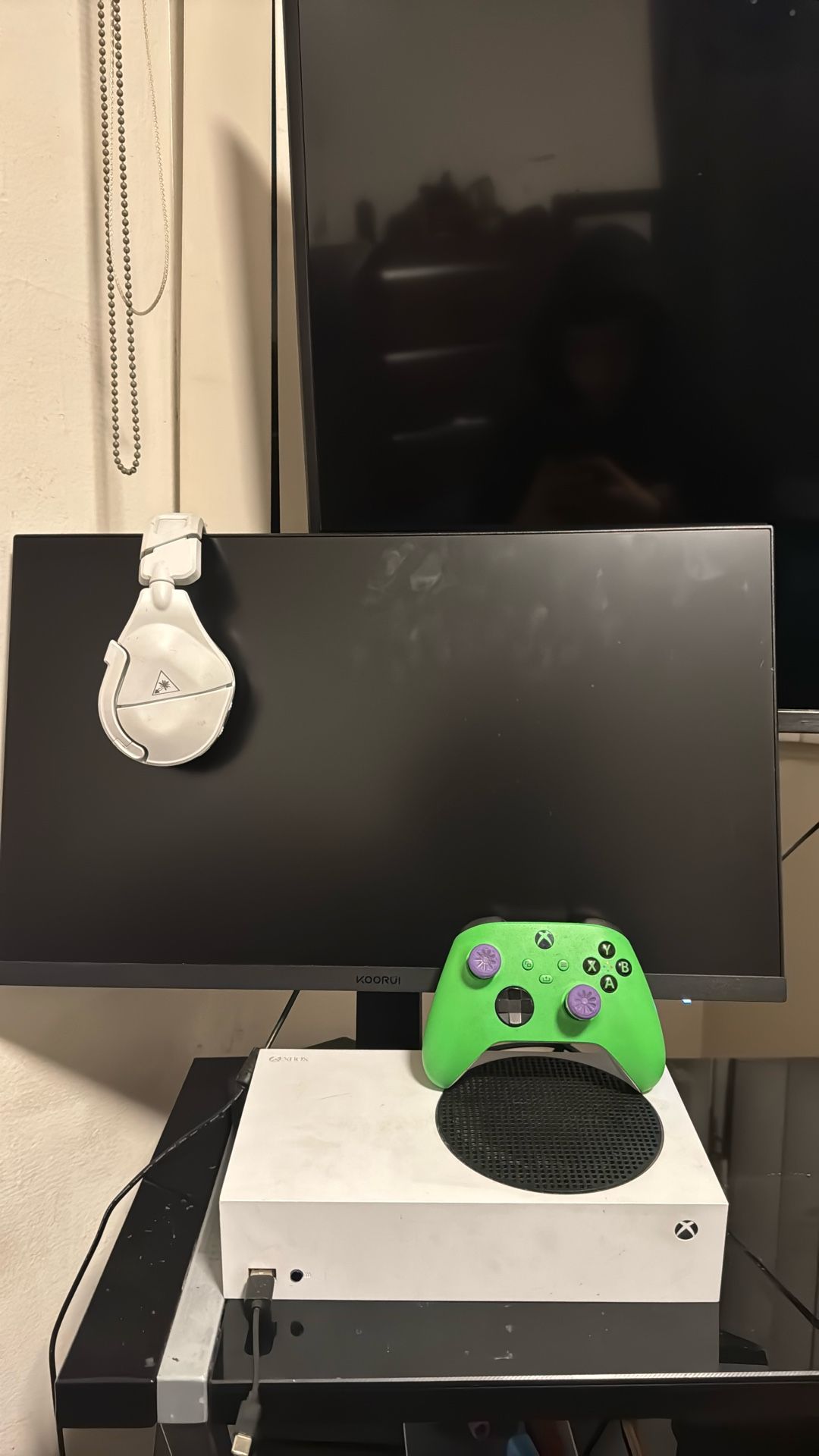 Xbox 1 Series S With Controller , Headset, And Monitor