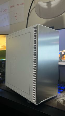 Fractal Design Compact 7