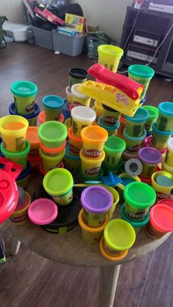 Play-Doh Large Lot 50-60