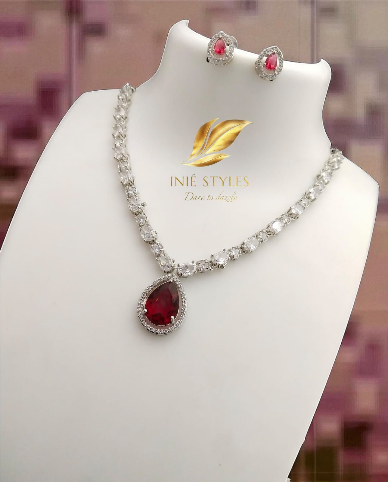 AD Silver Base Necklace Set With Earrings 