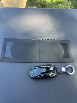 Used Tesla Model X Key Fob & Key Cards