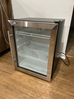 Summit Commercial Mini fridge
