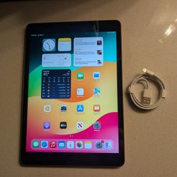 Apple iPad 7th Gen 32GB Space Gray Unlocked 