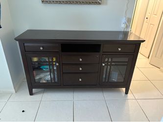 Credenza