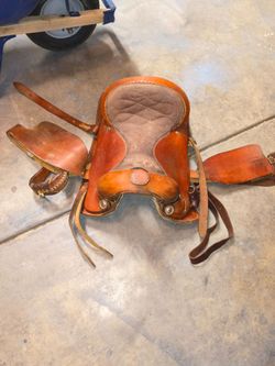 Horse saddle