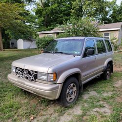 1997 Isuzu Trooper