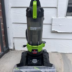 BISSELL PowerForce Helix Turbo Rewind Pet, Upright Vacuum, Pet Friendly, Automatic Cord Rewind, Powerful Pet Hair Pickup, Extra-Wide Cleaning Path, 33