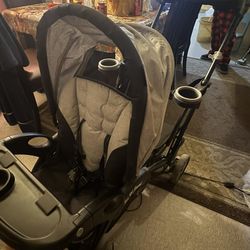 ✨ Sit-and-Stand Double Stroller – Like New! ✨